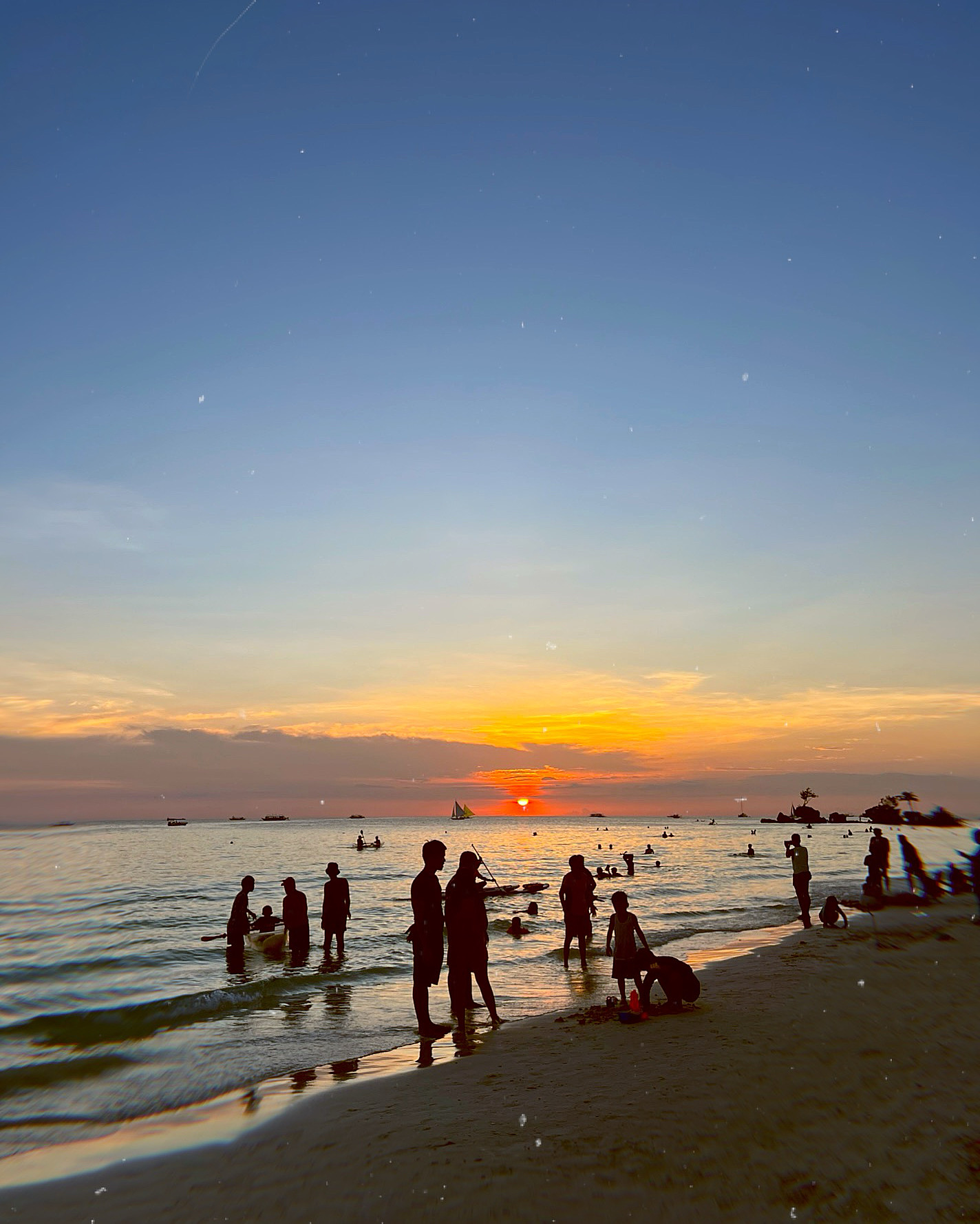 the famous Boracay sunset