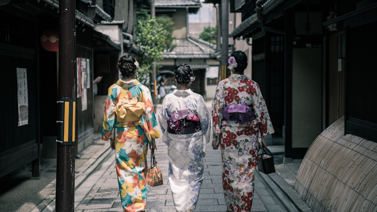 where to see geisha in gion