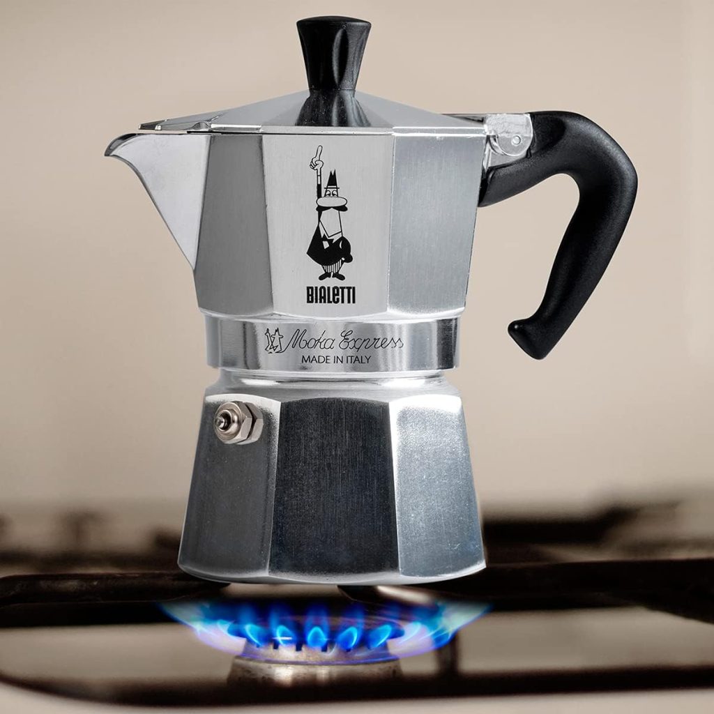 Bialetti - Moka Espress: Iconic Stovetop Espresso Maker, Makes Real Italian Coffee, Moka Pot 6 Cups (6 Oz), Aluminium, Silver 