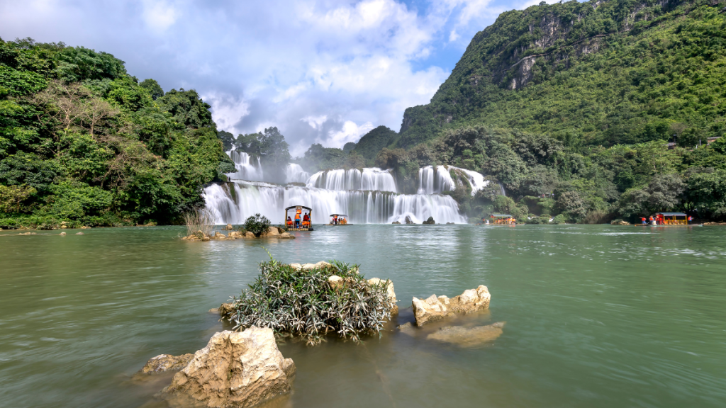 The Introvert’s Guide to a Highly Caffeinated North Vietnam Tour